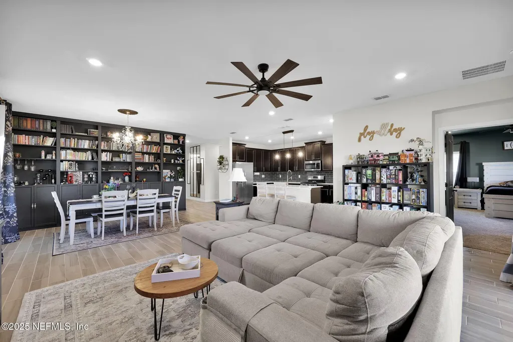 3916 Cloverdale Court Middleburg FL 32068
