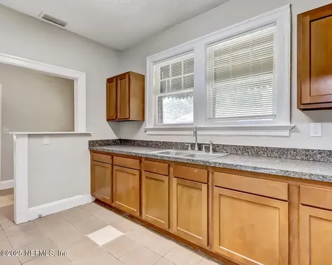 1015 W 17th Street Jacksonville FL 32209