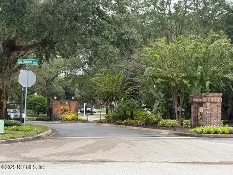 11251 Campfield Drive Jacksonville FL 32256
