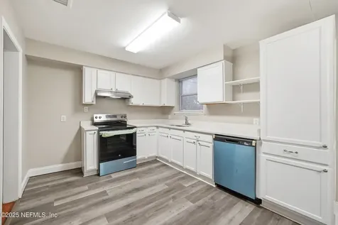 806 Bordeau Avenue W Jacksonville FL 32211