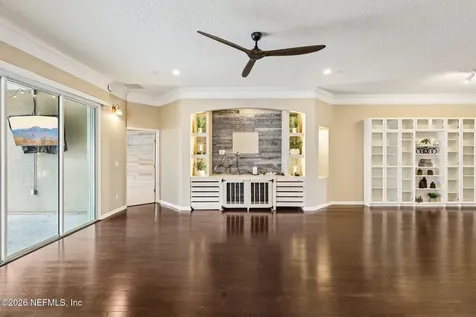 1964 Colonial Drive Green Cove Springs FL 32043