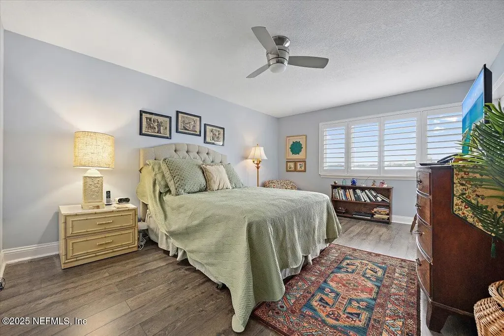 1524 Le Baron Avenue Jacksonville FL 32207