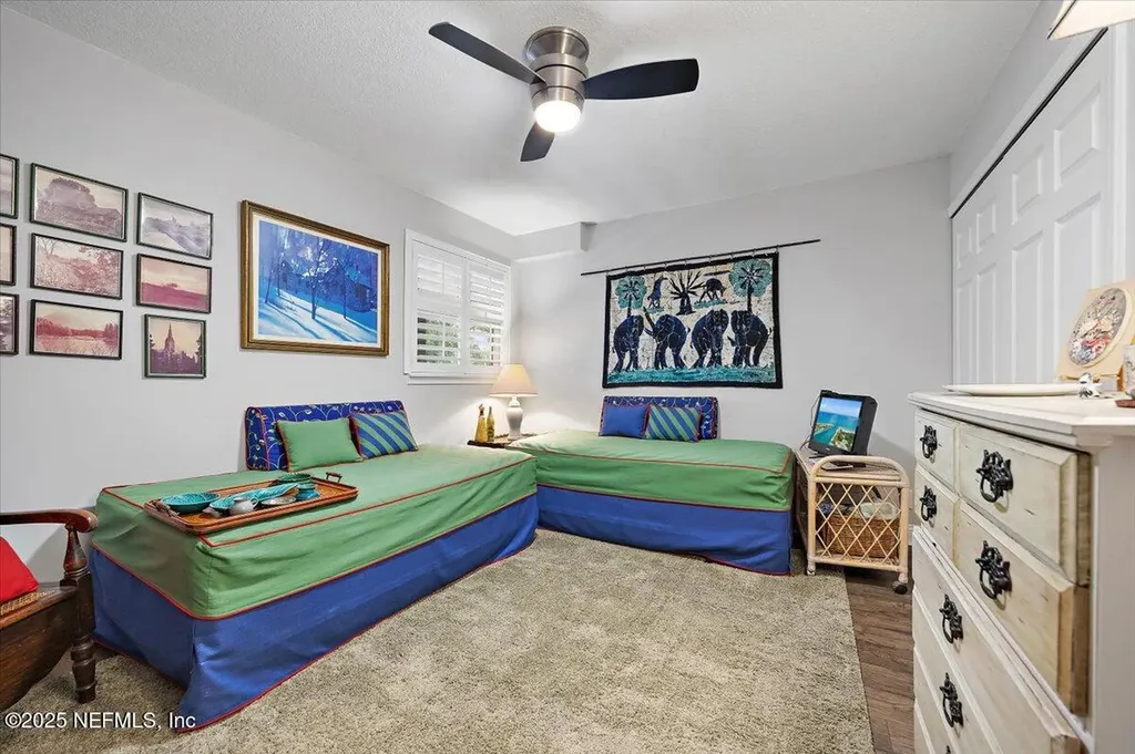 1524 Le Baron Avenue Jacksonville FL 32207