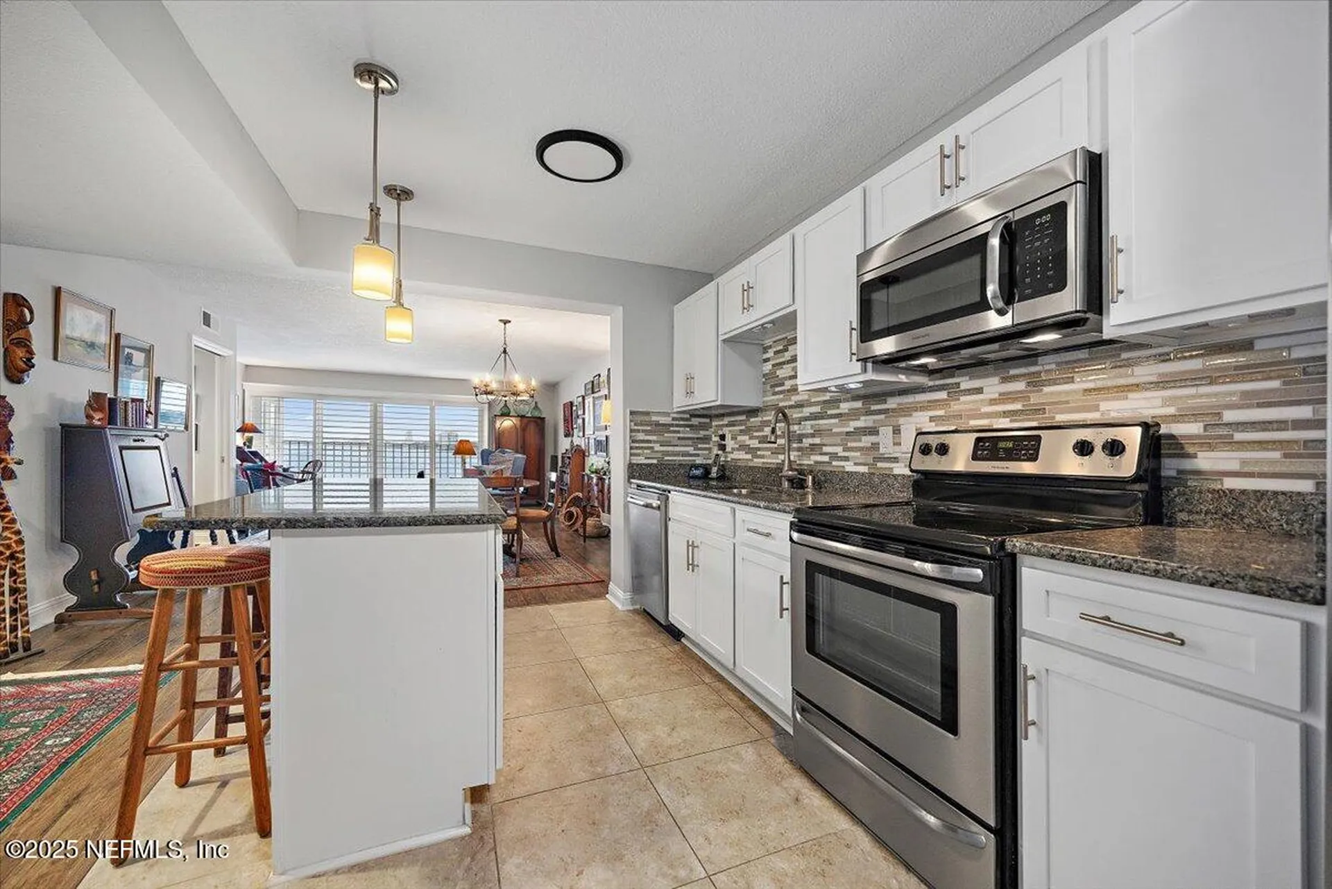 1524 Le Baron Avenue Jacksonville FL 32207
