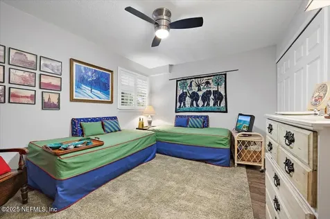 1524 Le Baron Avenue Jacksonville FL 32207