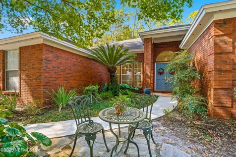 8642 Autumn Green Drive Jacksonville FL 32256