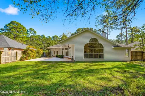 8642 Autumn Green Drive Jacksonville FL 32256