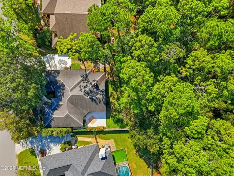 8642 Autumn Green Drive Jacksonville FL 32256