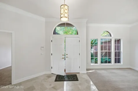 8642 Autumn Green Drive Jacksonville FL 32256
