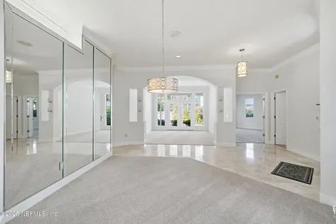 8642 Autumn Green Drive Jacksonville FL 32256
