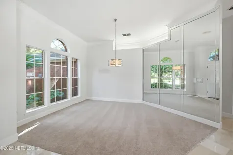 8642 Autumn Green Drive Jacksonville FL 32256