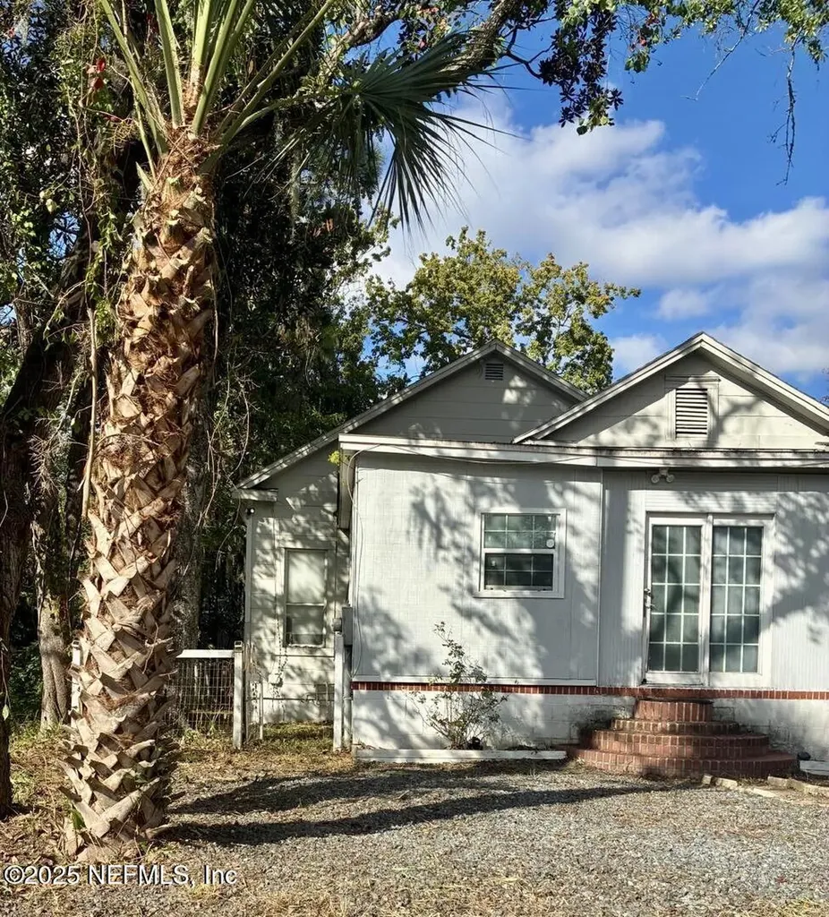 2005 Morehouse Road Jacksonville FL 32209
