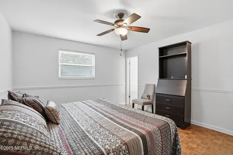 8648 Lincolnshire Road W Jacksonville FL 32217