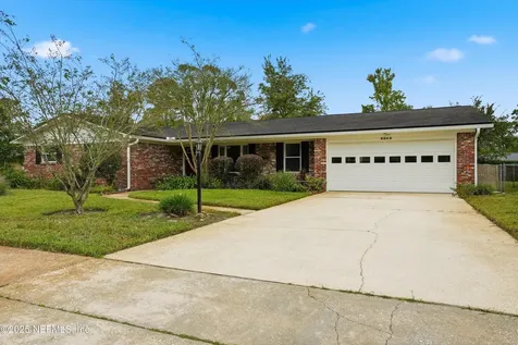 8648 Lincolnshire Road W Jacksonville FL 32217