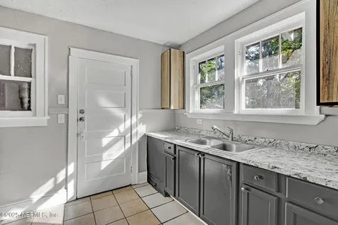 1431 W 26th Street Jacksonville FL 32209