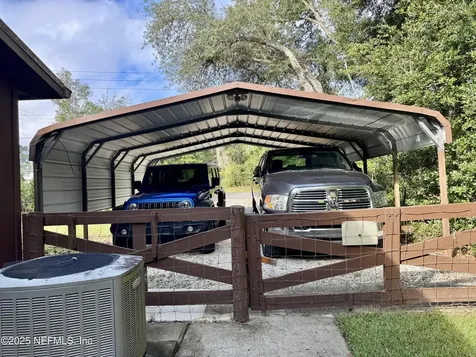 116 N Francis Street Interlachen FL 32148