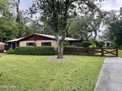 116 N Francis Street Interlachen FL 32148