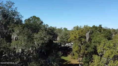 116 N Francis Street Interlachen FL 32148