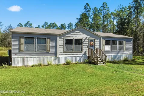 10230 Flikkema Avenue Hastings FL 32145