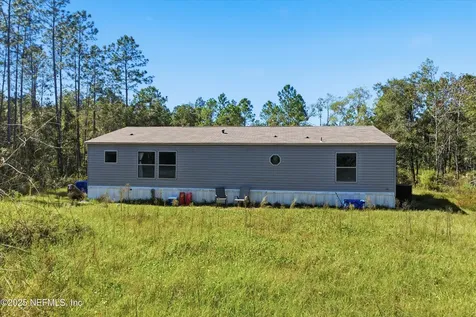 10230 Flikkema Avenue Hastings FL 32145