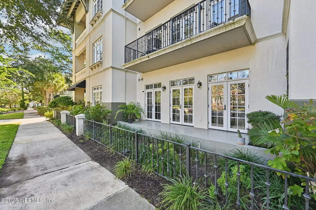2064 Herschel Street Jacksonville FL 32204