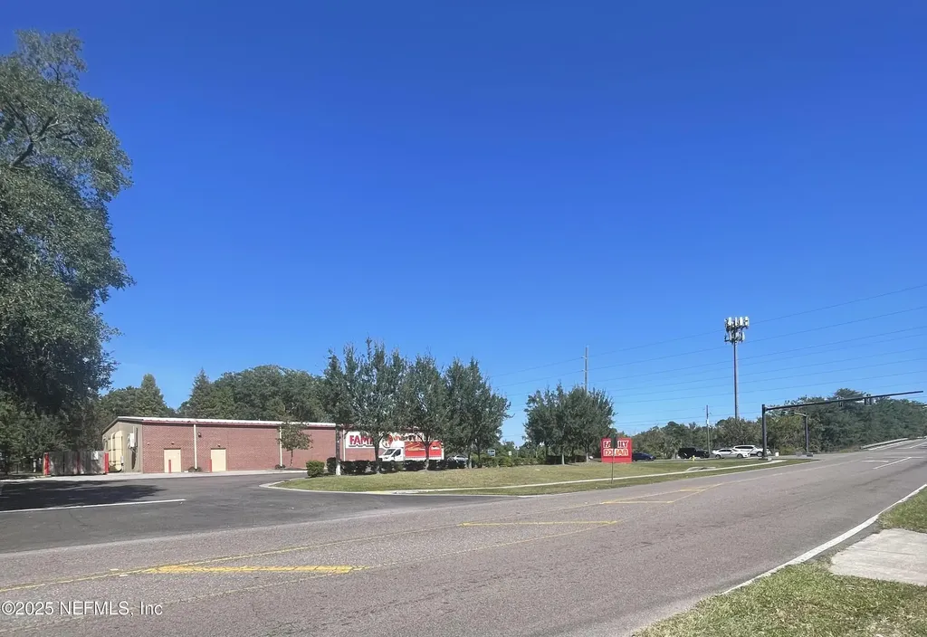 7261 Morse Avenue Jacksonville FL 32244