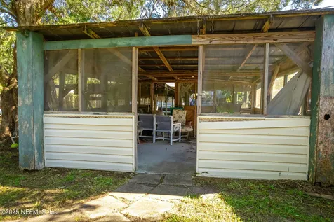 663 Carlin Road Satsuma FL 32189