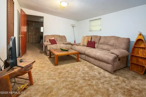663 Carlin Road Satsuma FL 32189