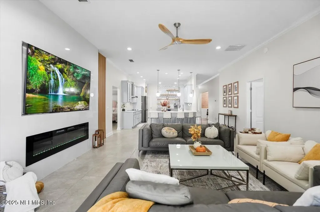 501 E Kings College Drive Fruit Cove FL 32259