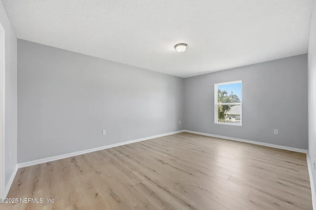 4 Round Tree Drive Palm Coast FL 32164