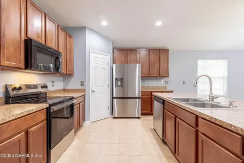 211 Amber Ridge Road Jacksonville FL 32218