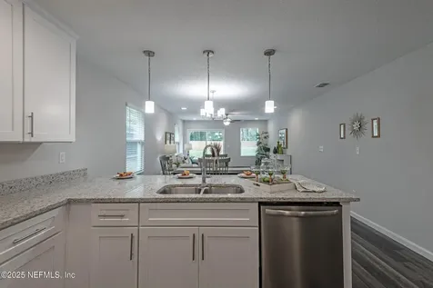 548 Laurina Street Jacksonville FL 32216