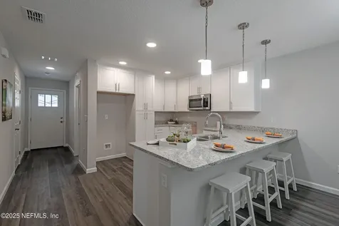 548 Laurina Street Jacksonville FL 32216