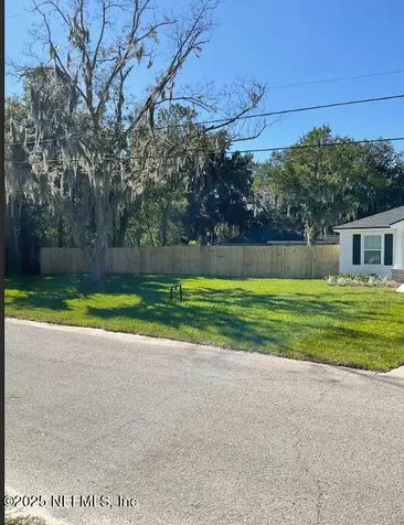 548 Laurina Street Jacksonville FL 32216