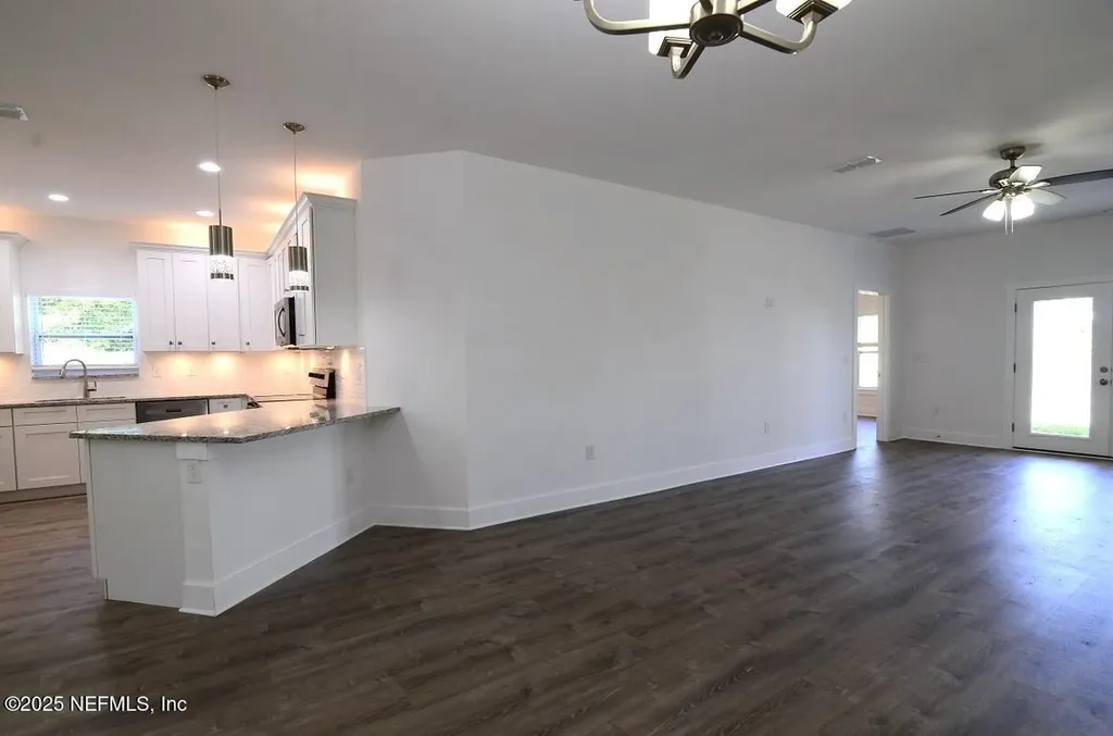 3617 Wells Landing Court Jacksonville FL 32277
