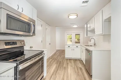 11562 W Ride Drive Jacksonville FL 32223