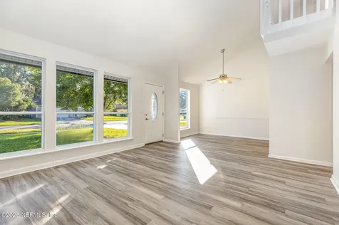 11562 W Ride Drive Jacksonville FL 32223