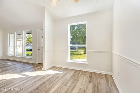 11562 W Ride Drive Jacksonville FL 32223