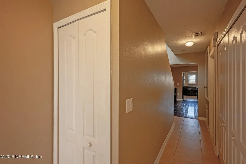 3753 Verde Gardens Circle Jacksonville FL 32218