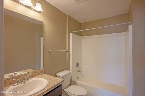 3753 Verde Gardens Circle Jacksonville FL 32218