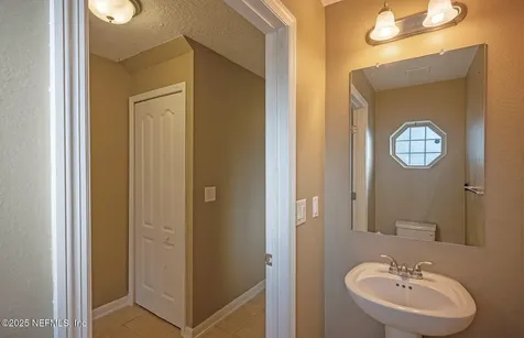 3753 Verde Gardens Circle Jacksonville FL 32218
