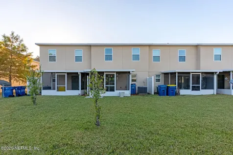 3753 Verde Gardens Circle Jacksonville FL 32218