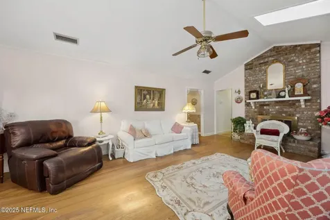 15076 Cape Drive E Jacksonville FL 32226