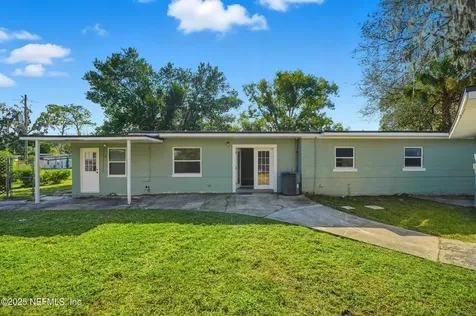5243 River Forest Drive Jacksonville FL 32211