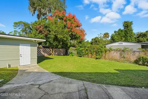 5243 River Forest Drive Jacksonville FL 32211