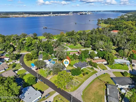 5243 River Forest Drive Jacksonville FL 32211