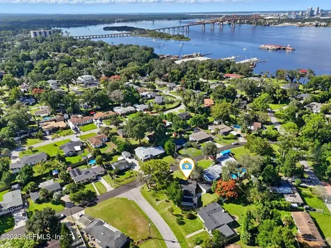 5243 River Forest Drive Jacksonville FL 32211