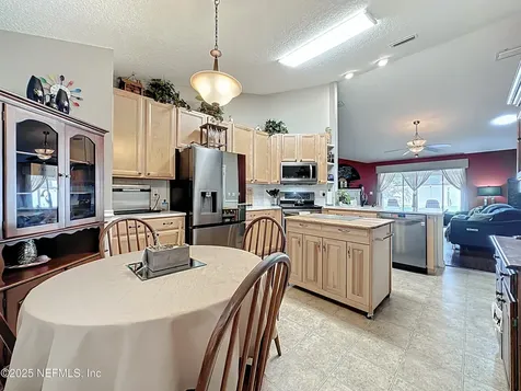9455 Staplehurst Drive Jacksonville FL 32244