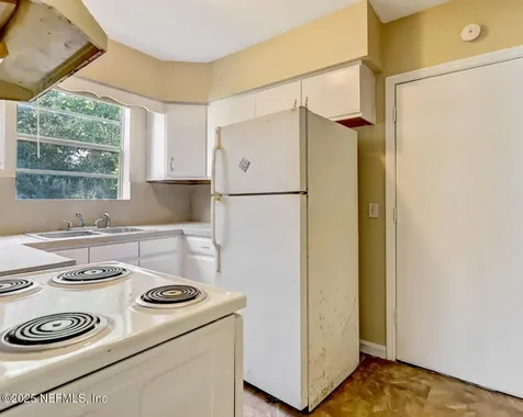 2156 Allandale Circle N Jacksonville FL 32254