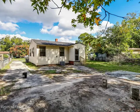 2156 Allandale Circle N Jacksonville FL 32254